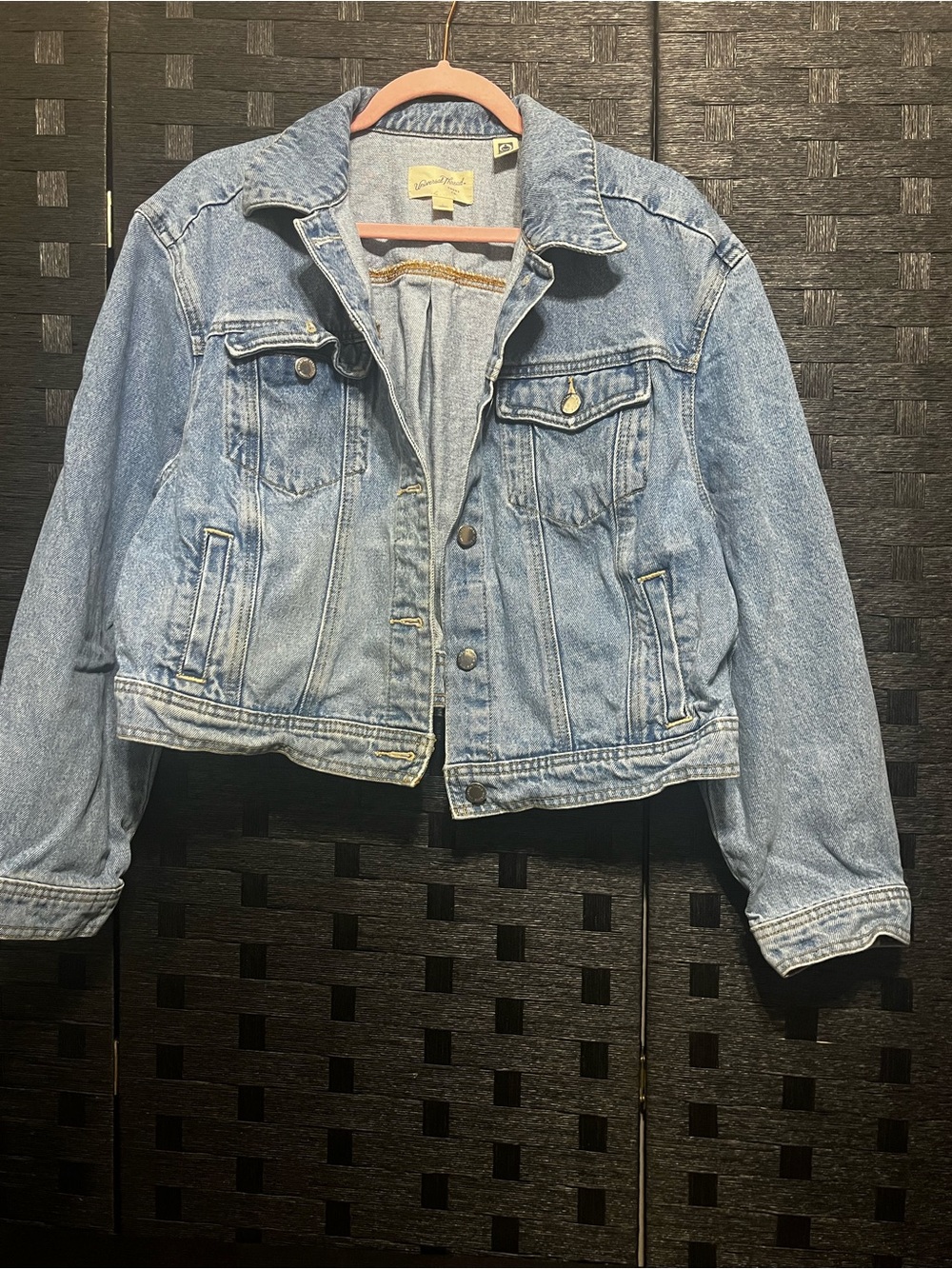 Women’s Universal Thread Light Blue Denim Jacket Size Large